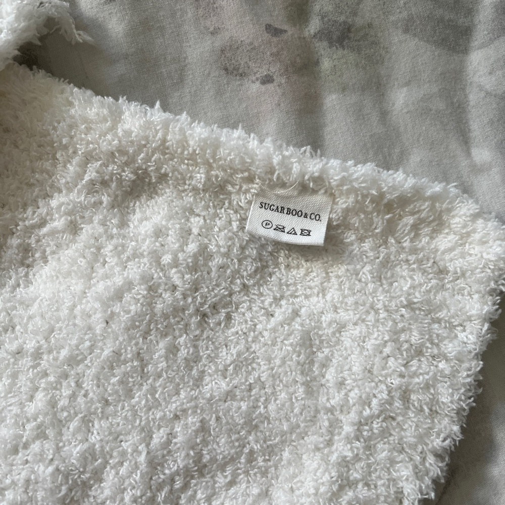 Cozy White Women's Sweater - Picture 2 of 4